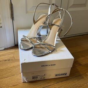 Veronica Beard silver heels NEW!! Out of the box